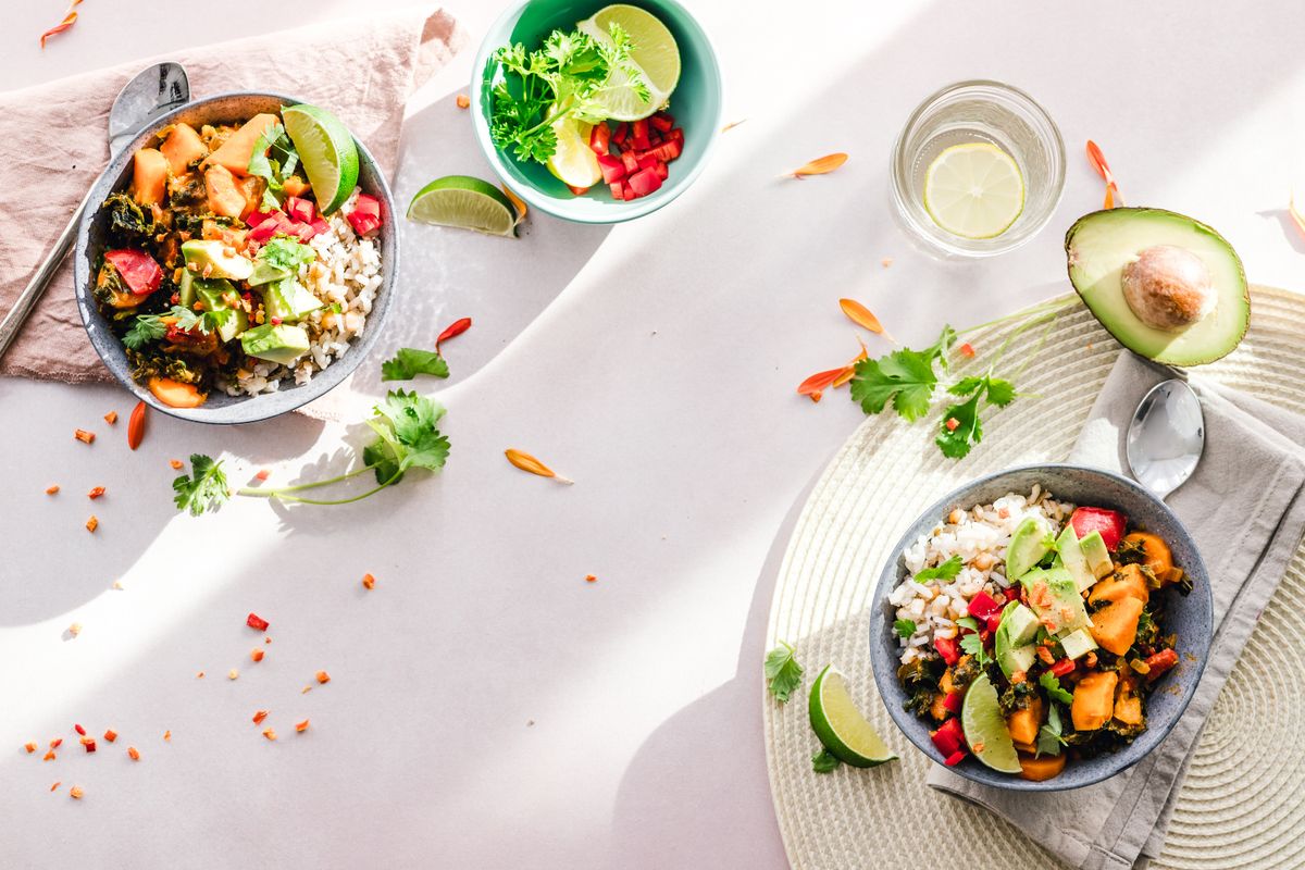 Charred broccoli & butter bean bowl
